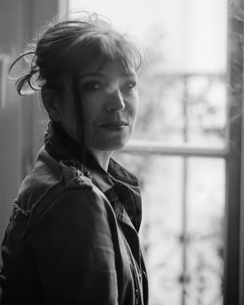 Affiche du concert gratuit : Jil Caplan en concert : festival Monte le son 2026