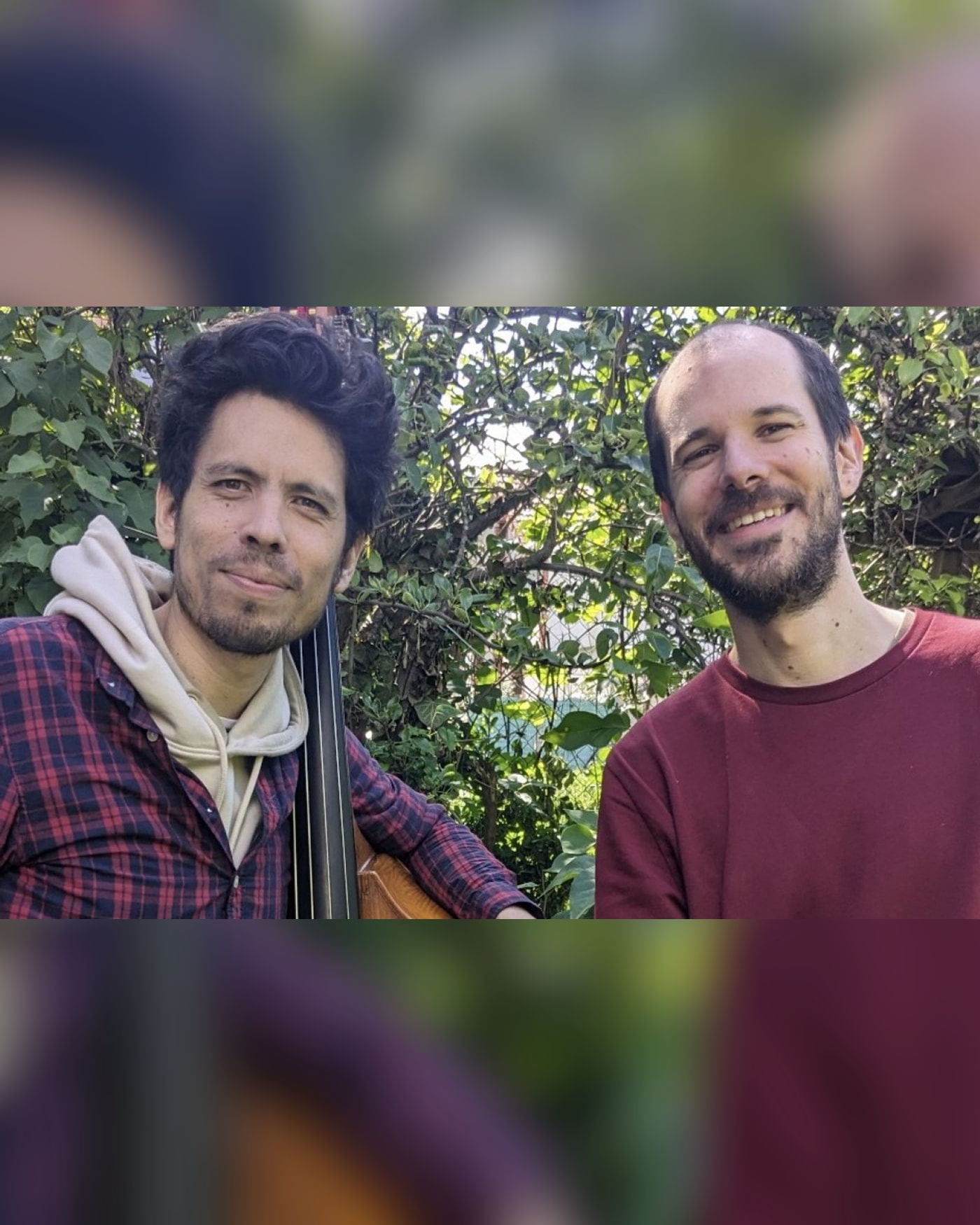 Matthieu Kochersperger – Guitare/Voix & Yann Phayphet – Contrebasse