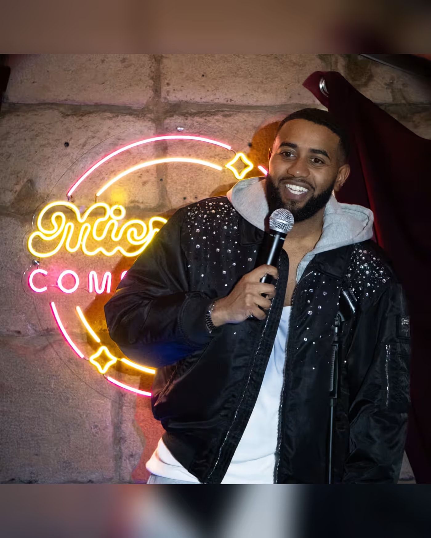 Micro Plié Comedy Club