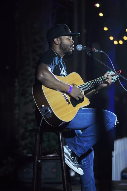Ayron Jones