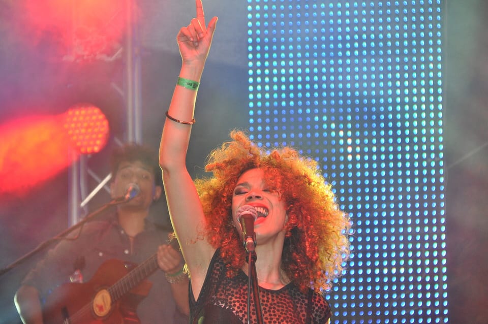 Flávia Coelho