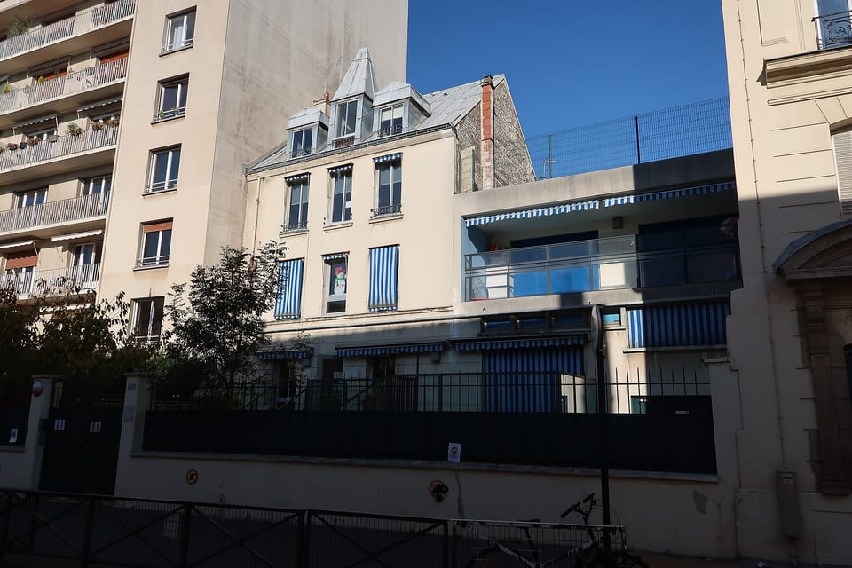 12 Rue Bleue