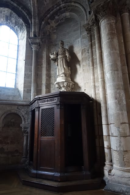 3 place St Germain des Prés - 75006 Paris