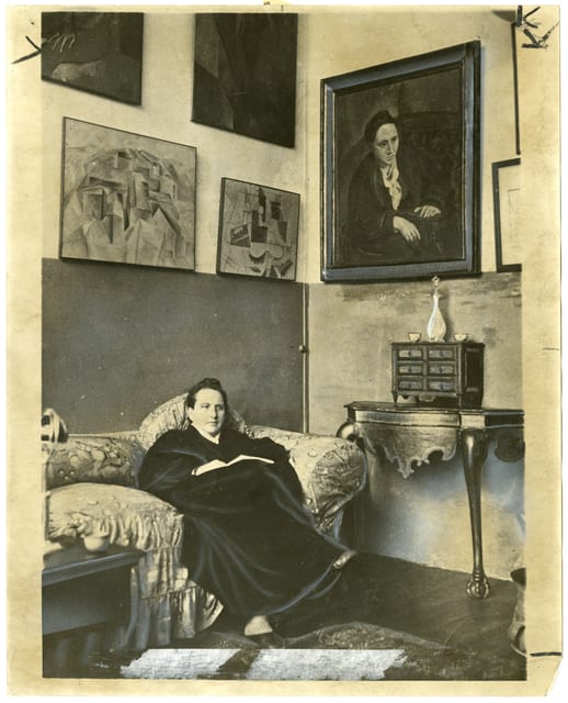 Studio 27