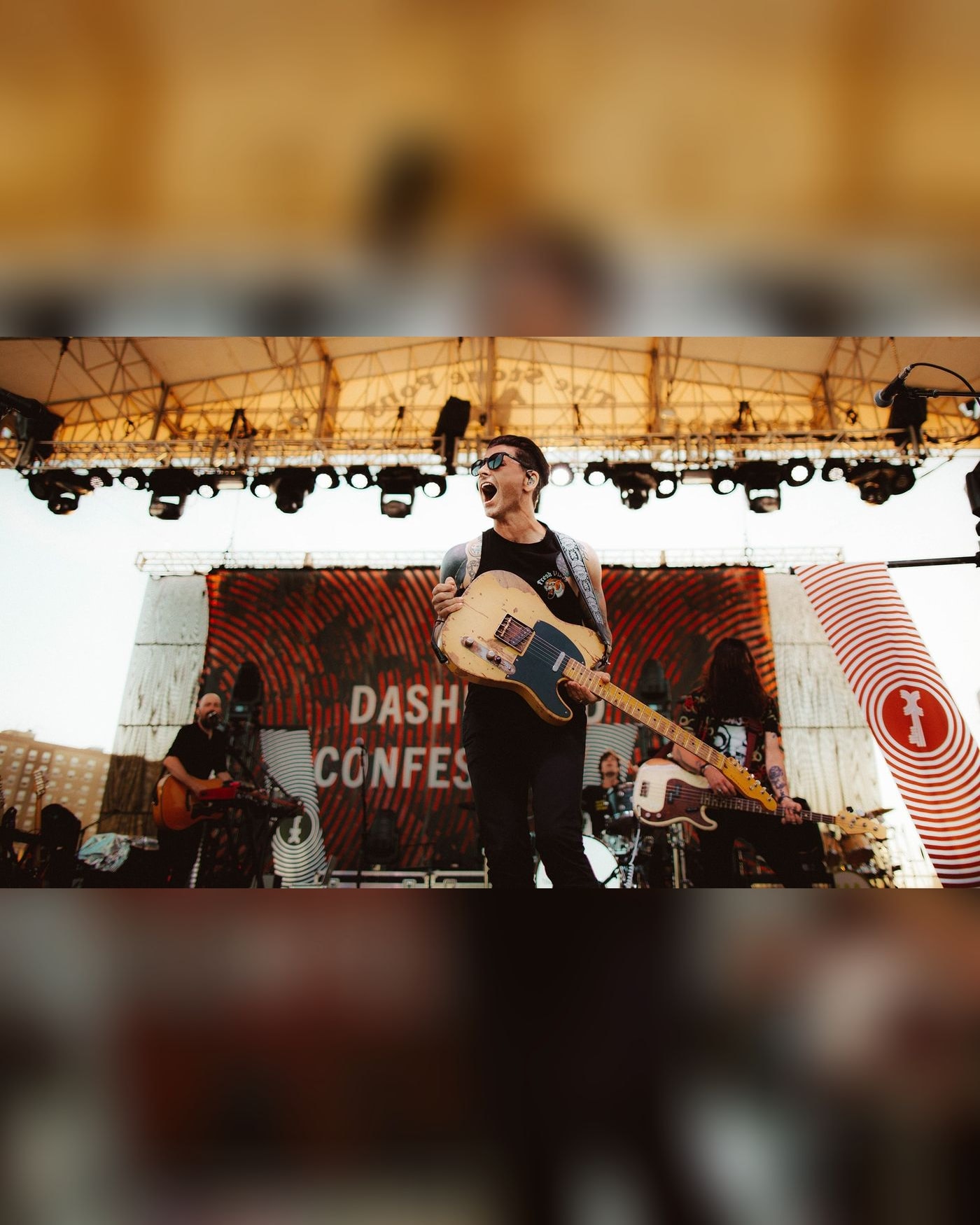 Dashboard Confessional