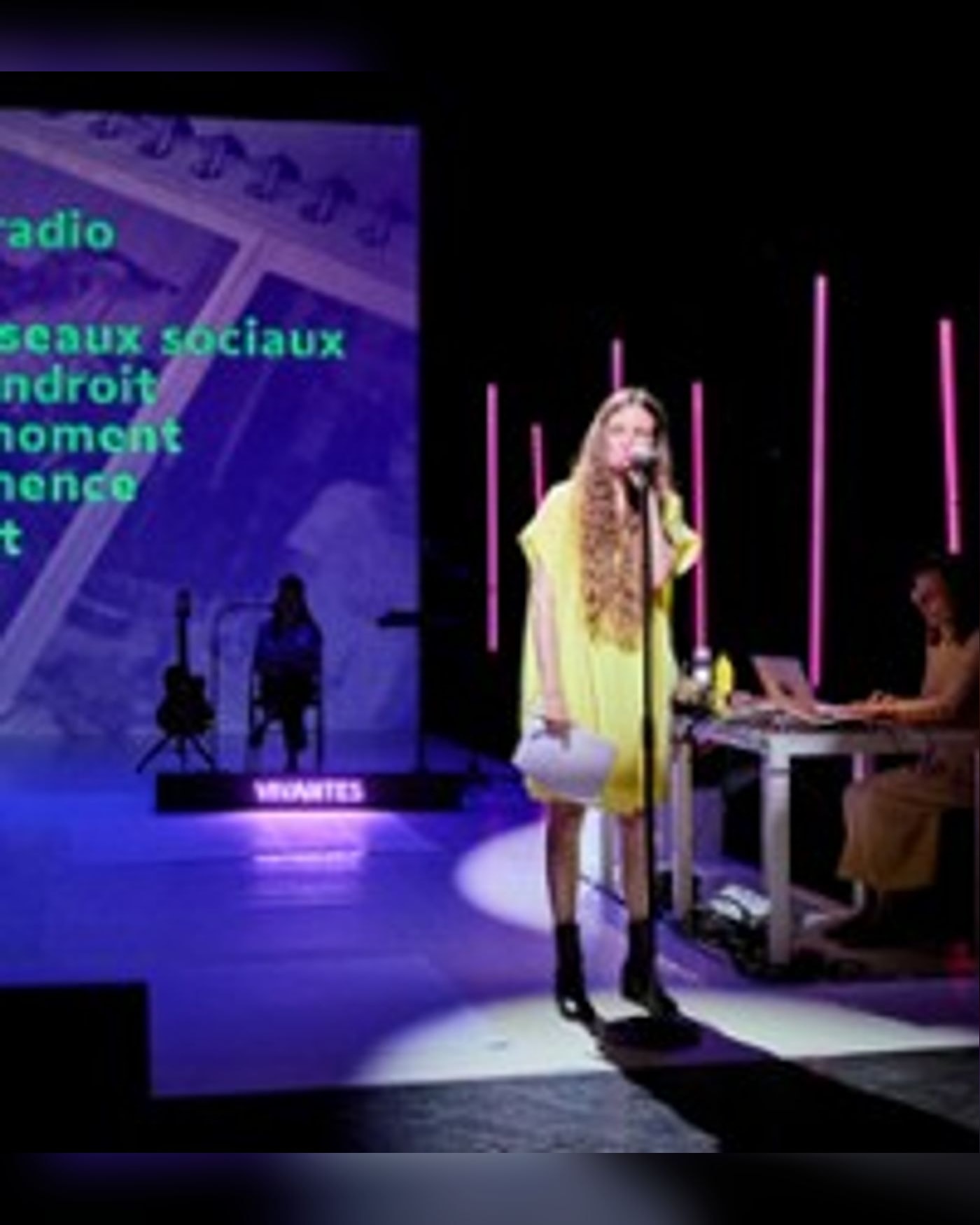 Cartel del espectáculo Radio Live - Vivantes - Aurélie Charon et le Collectif Radio Live, Théâtre Louis Aragon